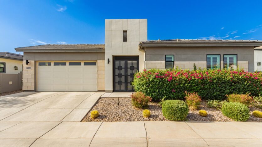 Luxury Single-Story Home in Caleda, Queen Creek