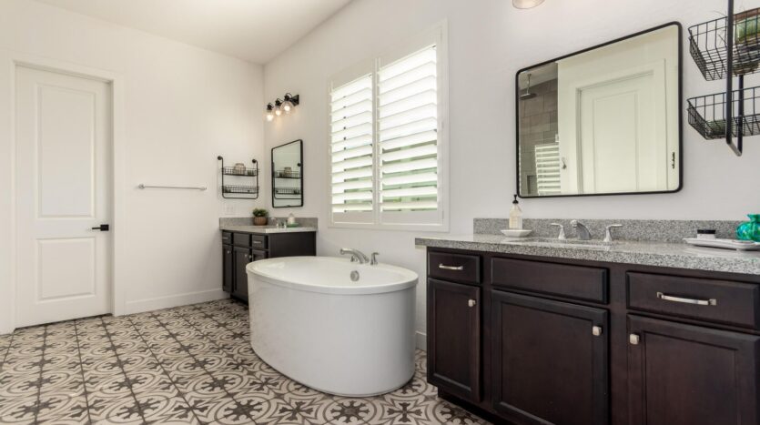 Luxury Single-Story Home in Caleda, Queen Creek