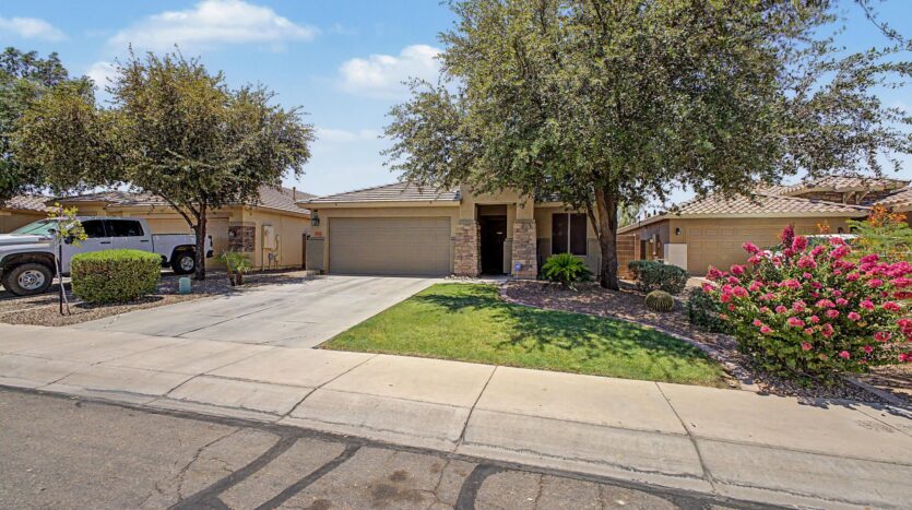 Luxury Pool Home for Sale in San Tan Valley, AZ